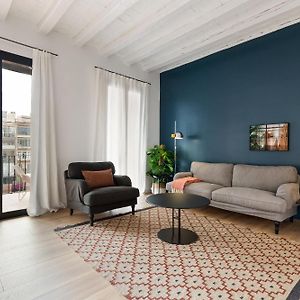 Sealona Center Apartments